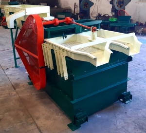 Máy tách quả xanh & tách vỏ thịt cà phê CBQT-01